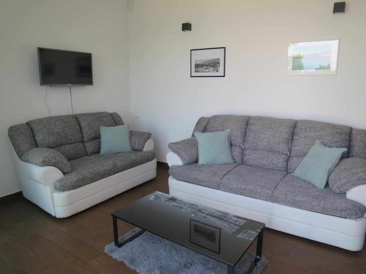 Apartment Prejac By The Beach Malinska Camera foto
